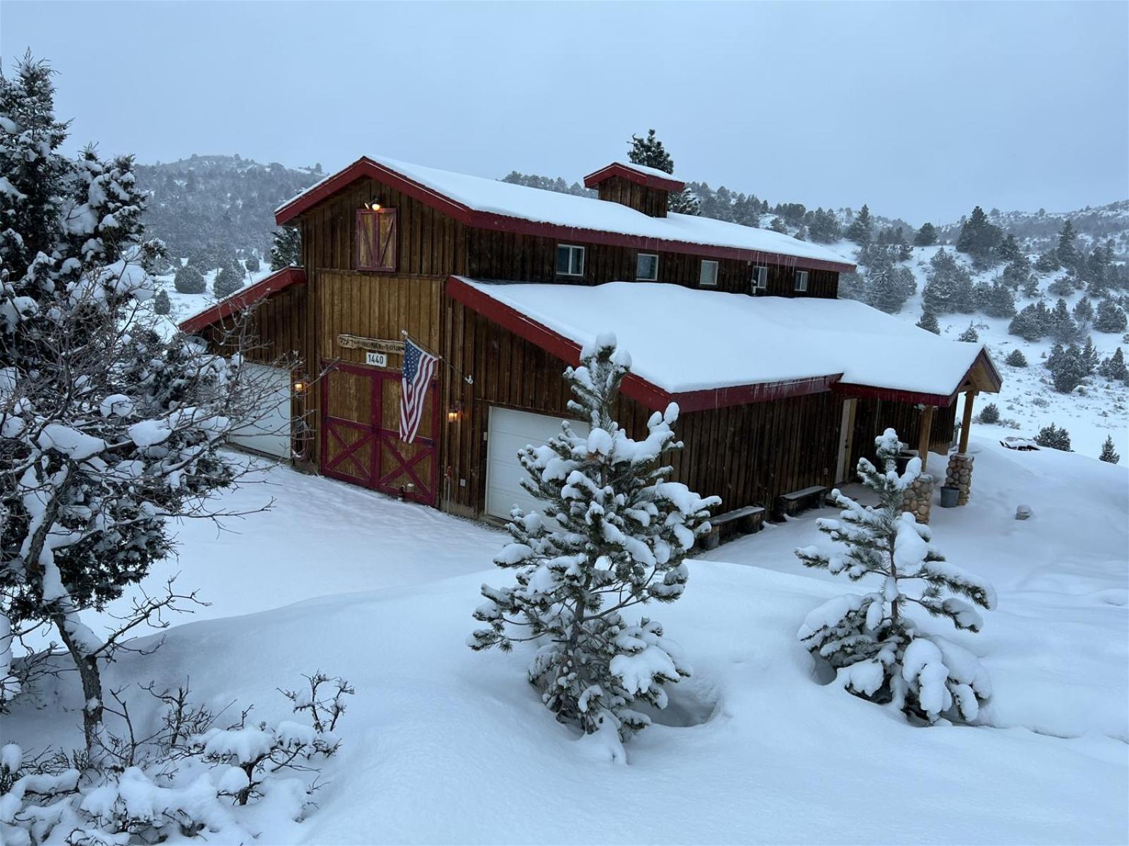 The Honky Tonk Cabin Long Valley Junction 外观 照片